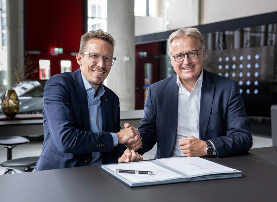 FUCHS ve Mercedes-Benz Stratejik İş Ortaklığını Uzattı