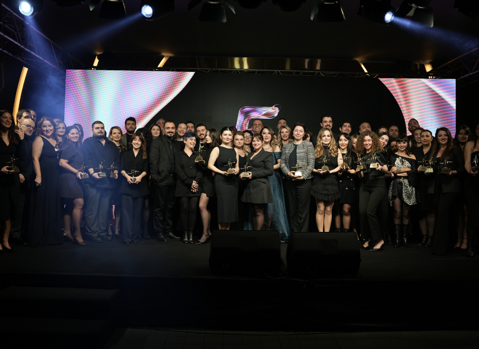 Golden Pulse Awards 2027’de Başvurular Başladı: 49 Kategoride Yarış