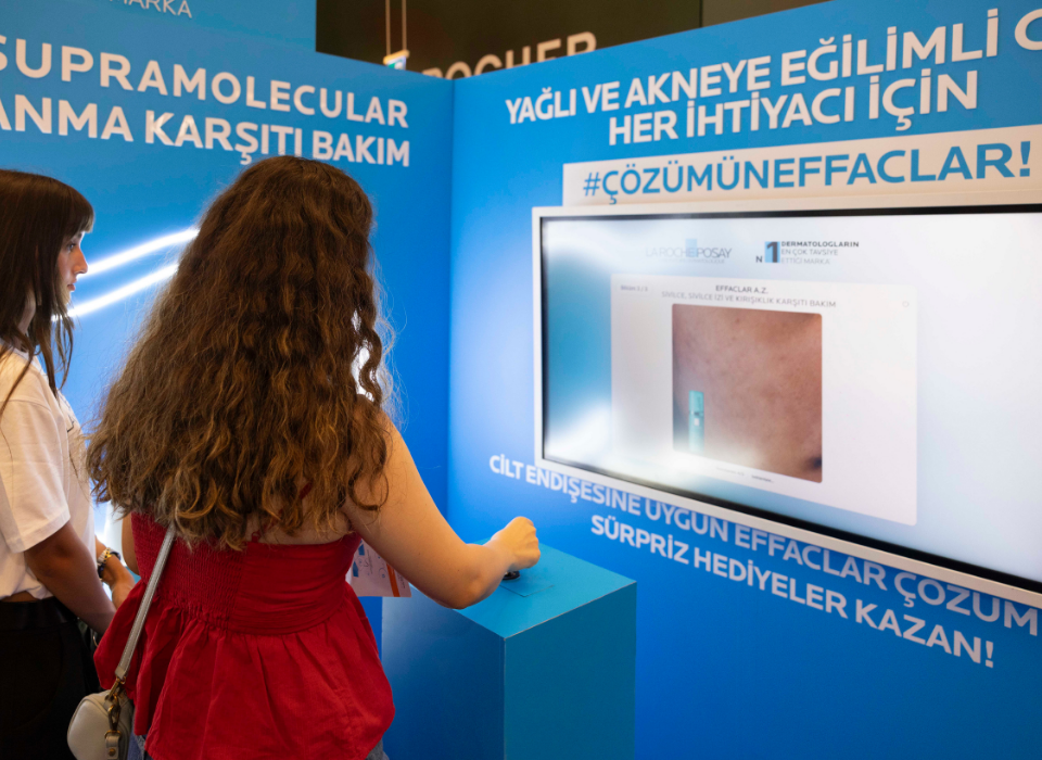 La Roche-Posay, Emaar AVM’deki Pop-Up Deneyim Alanını Özel Davetle Tanıttı