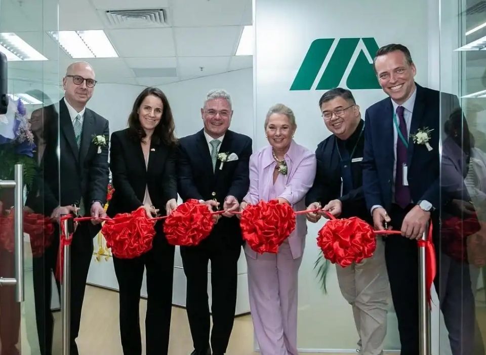 Münzing Opens New Facility in Singapore