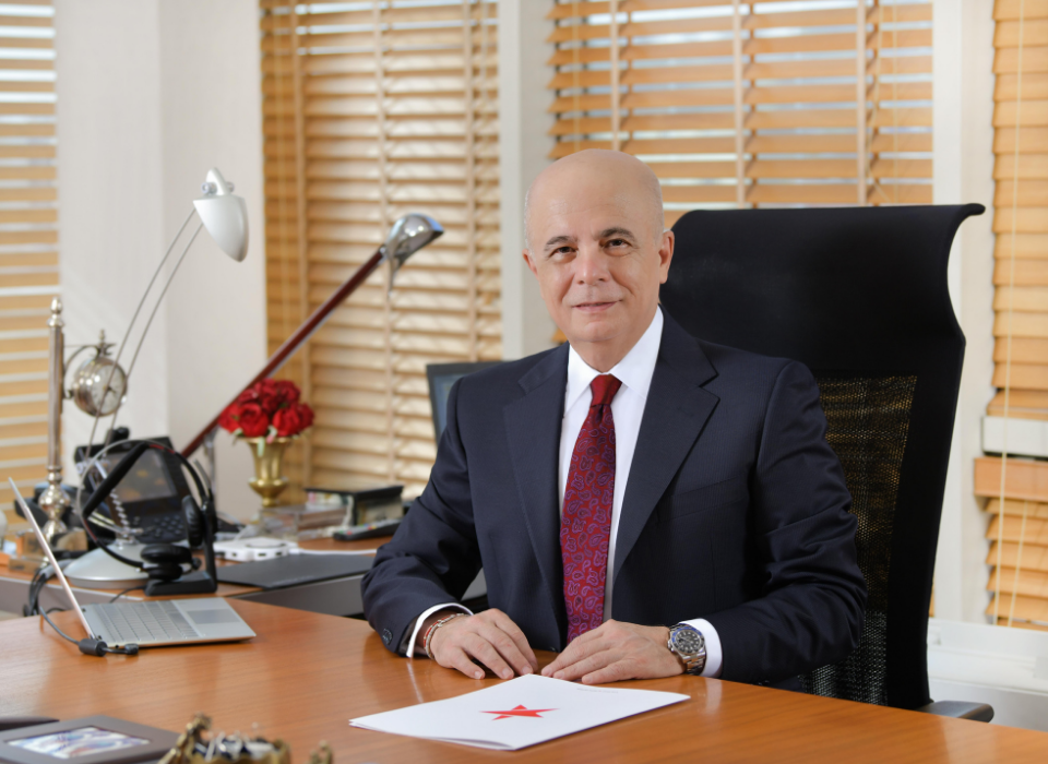 Ali Ülker Yönetim Kurulu Başkanlığını Mehmet Tütüncü’ye Devretti