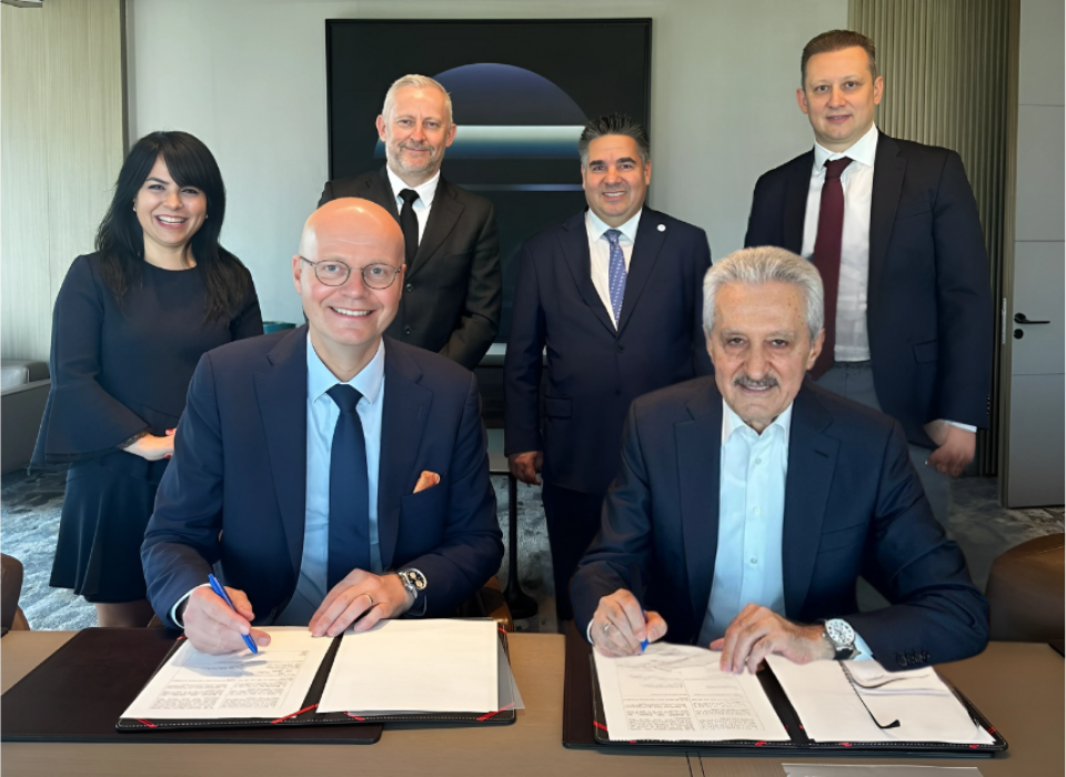 Zimmer Biomet, Acıbadem Sağlık Grubu ile Yeni Bir Global Anlaşma İmzaladı