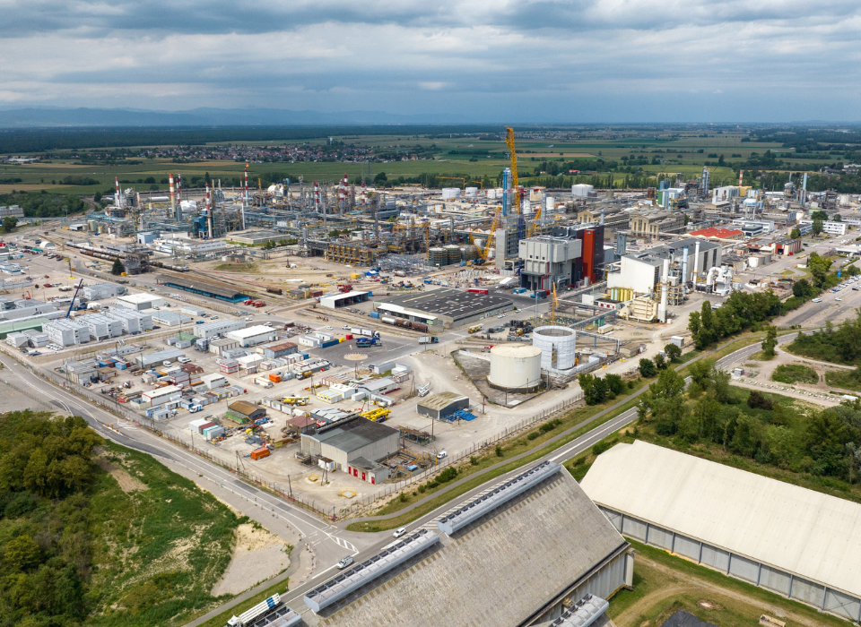 BASF, DOMO Chemicals’ın Alsachimie Ortak Girişimindeki Hisselerini Satın Aldı