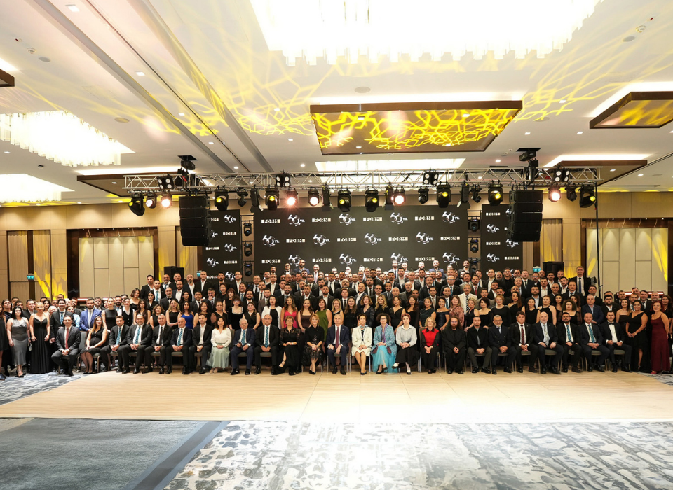 Form Şirketler Grubu, 60 Yıllık Başarı Hikayesini Unutulmaz Bir Geceyle Taçlandırdı