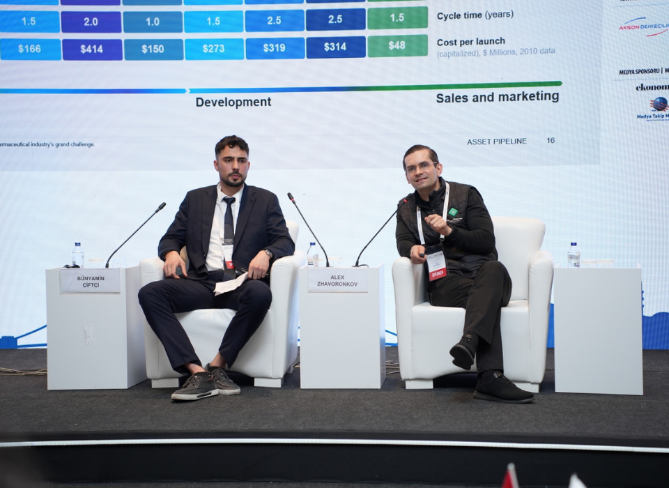 Yapay Zeka, Milyar Dolarlık İlaç Geliştirme Sürecini Dönüştürüyor