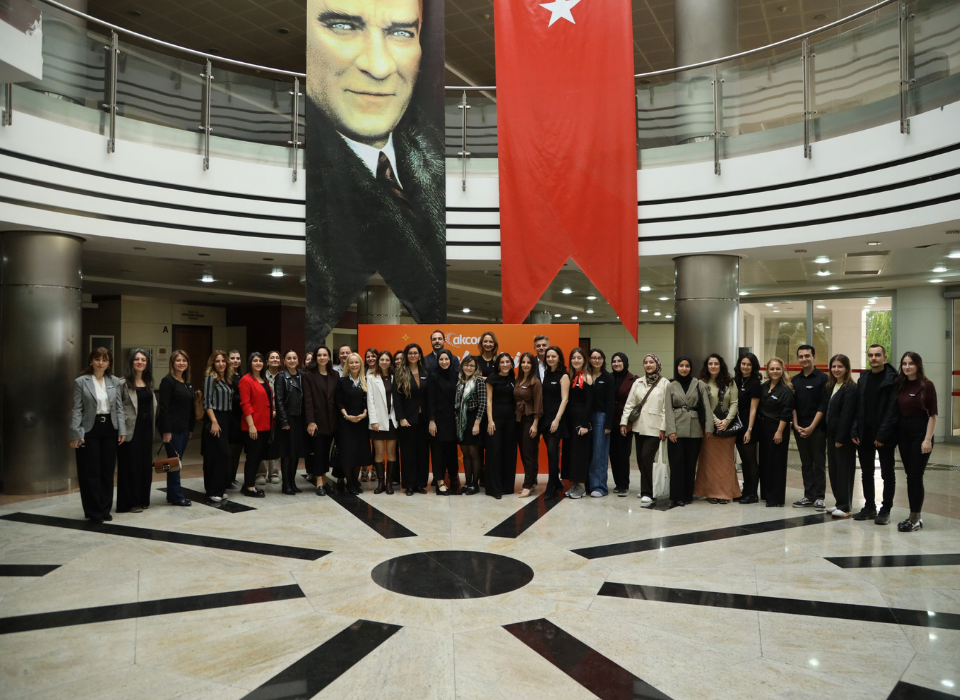 Akcoat ve Sakarya Üniversitesi’nden ‘Kadınlar İçin Birlikte Güçlüyüz’ Paneli