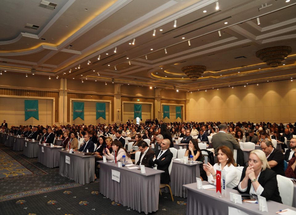 9. Uluslararası Kozmetik Kongresi Yoğun Katılımla Başladı