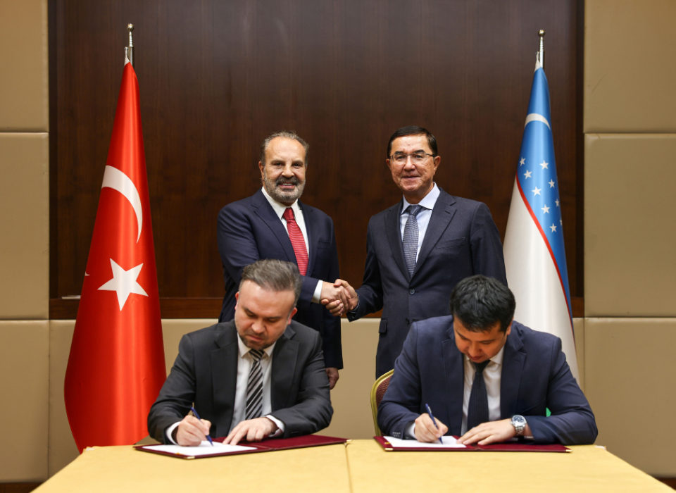 Aksa Elektrik Özbekistan’da 10 Milyon Kişinin Elektriğini Dağıtacak