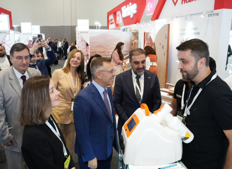 Türk Sağlık Sektörü 203 Firma İle WHX Dubai Fuarı’na Çıkarma Yaptı