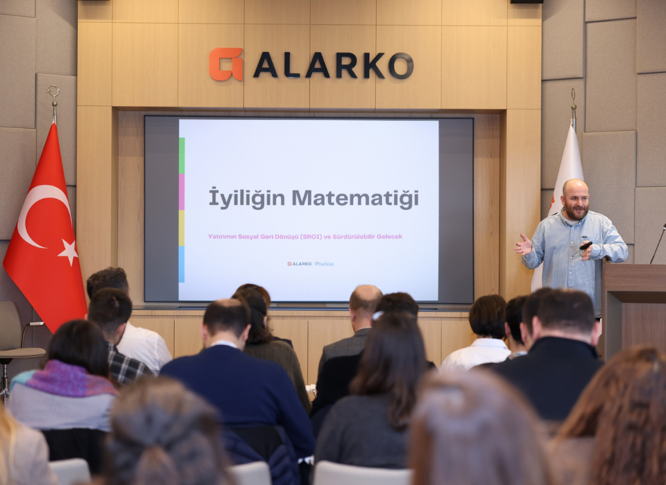 Alarko’nun “Pozitif Etki-Yeşil Yaka” Programının Yeni Mezunları Sertifikalarını Aldı