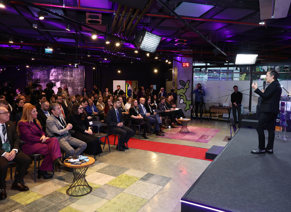 Sanofi’nin PharmUp Platformu İlk Buluşmasını Fark Labs İş Birliğiyle Gerçekleştirdi