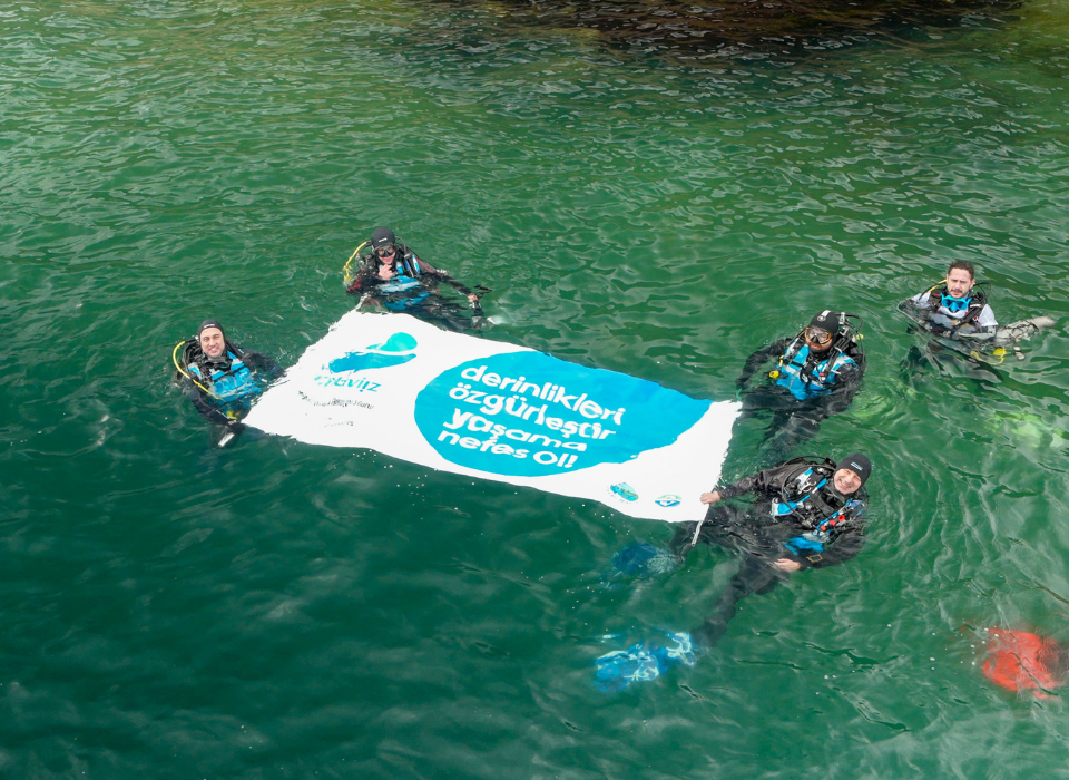 Mavi İz Projesiyle Deniz Kirliliğine Sanat Dokunuşu