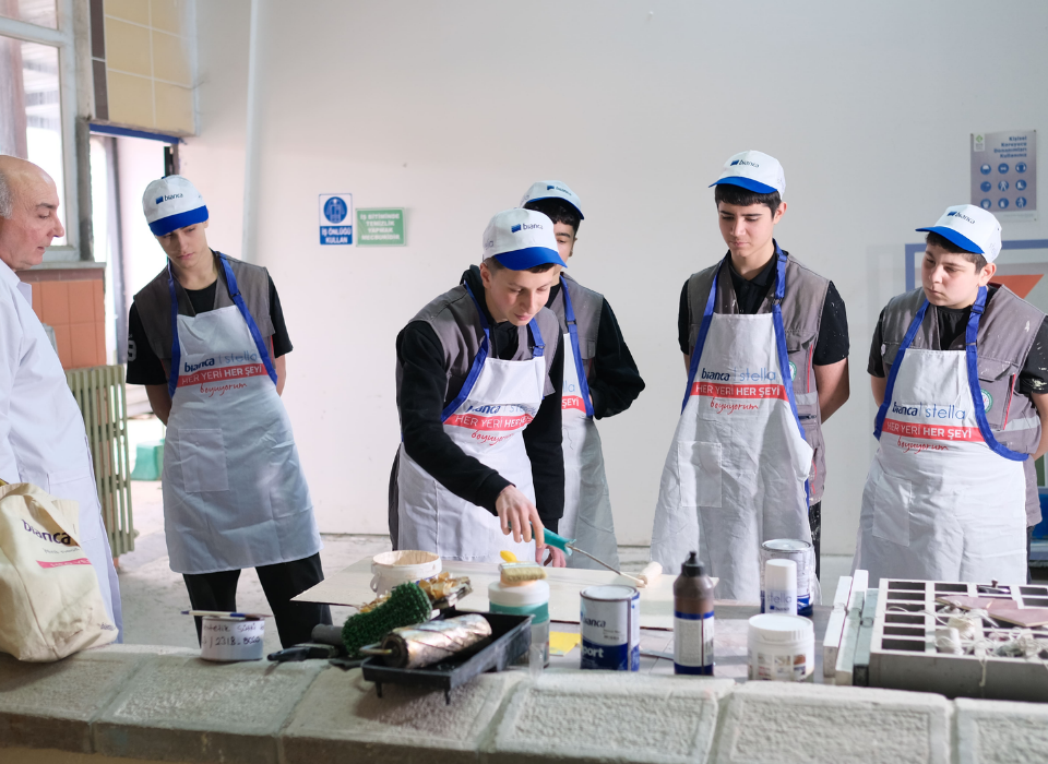 Bianca Boya’dan Meslek Liseli Gençlere Uygulamalı Eğitim Desteği