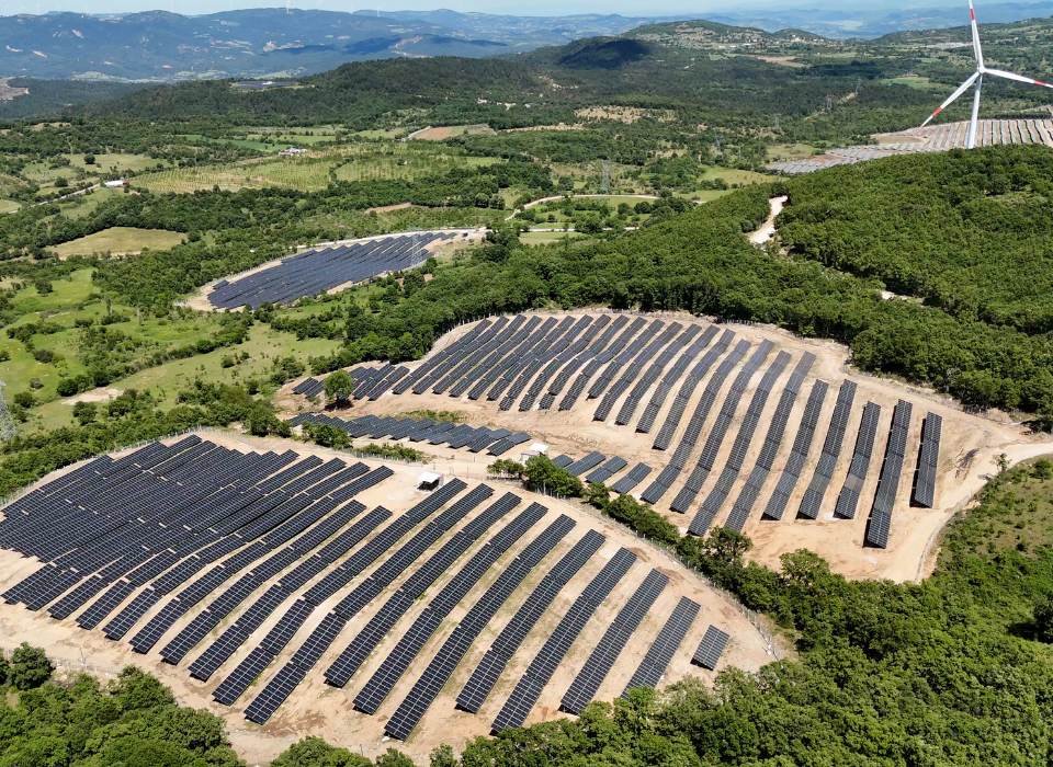 Akfen Yenilenebilir Enerji’den Karbon Finansmanında Örnek Başarı