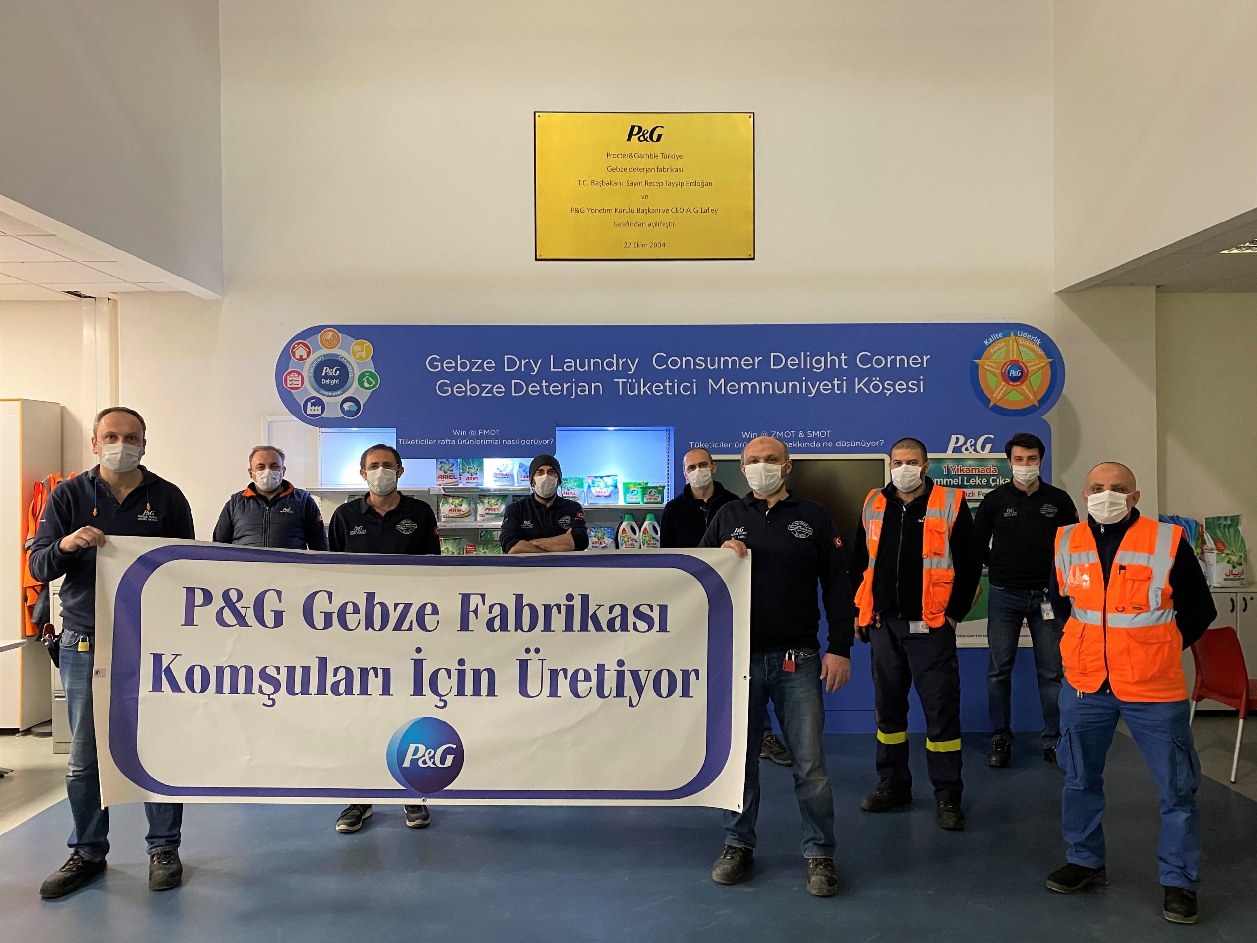 P&G Gebze Fabrikası Komşularına Bağışta Bulundu