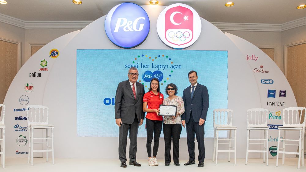 P&G’den 35 Olimpik Sporcu ve Annesine Anlamlı Destek