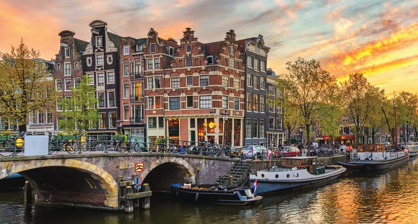 A Living City: Amsterdam