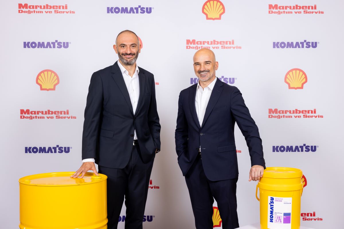 Shell Komatsu için Madeni Yağ Üretecek